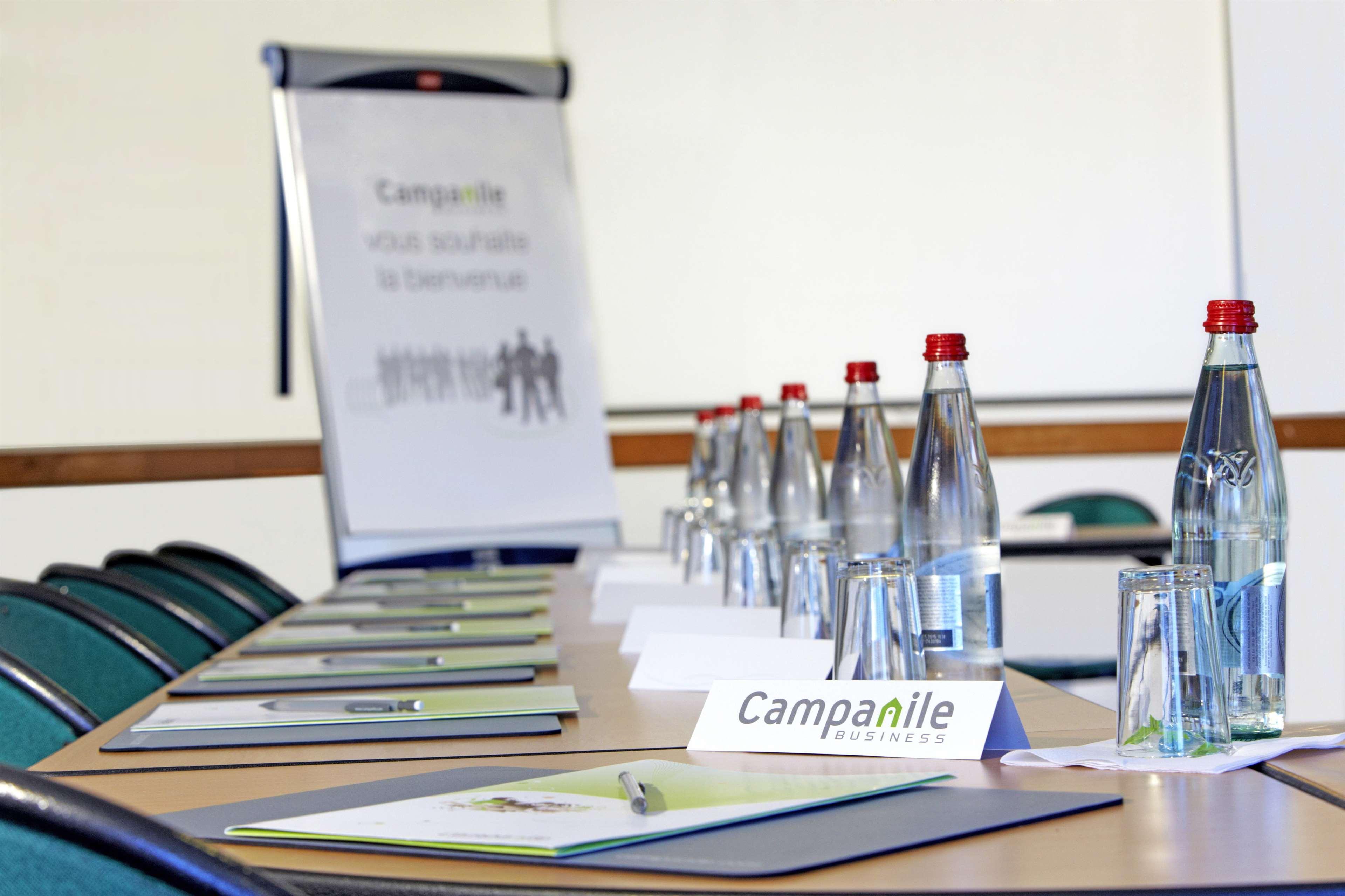 Campanile Calais Hotel Екстериор снимка