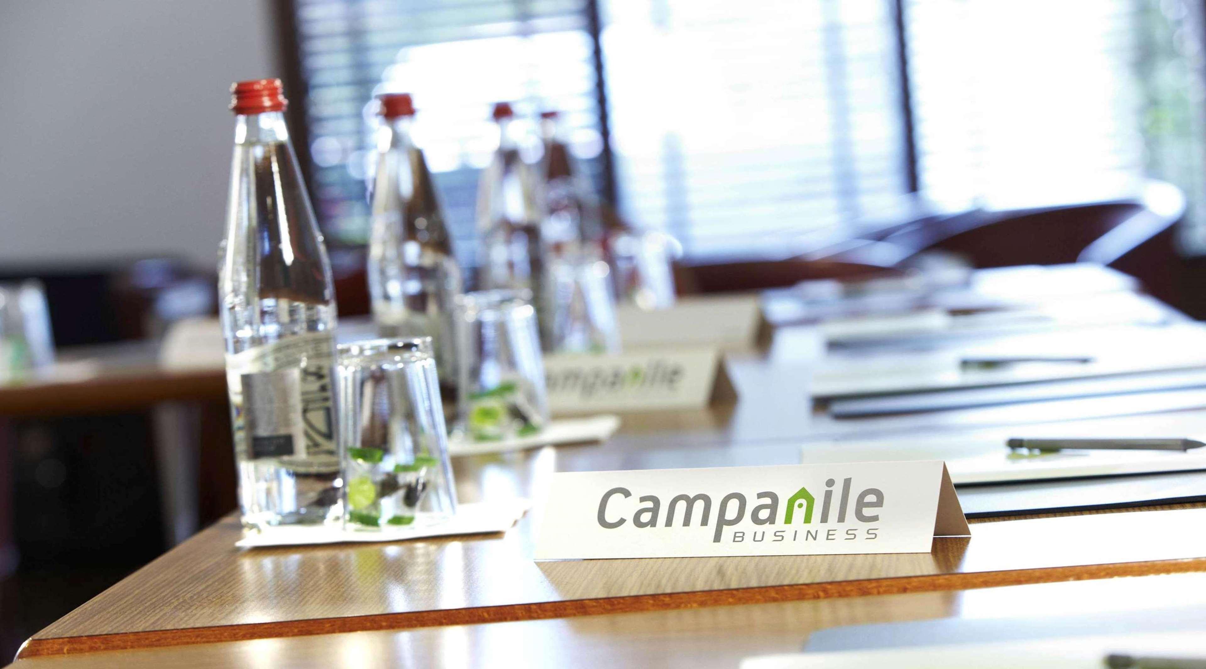 Campanile Calais Hotel Екстериор снимка