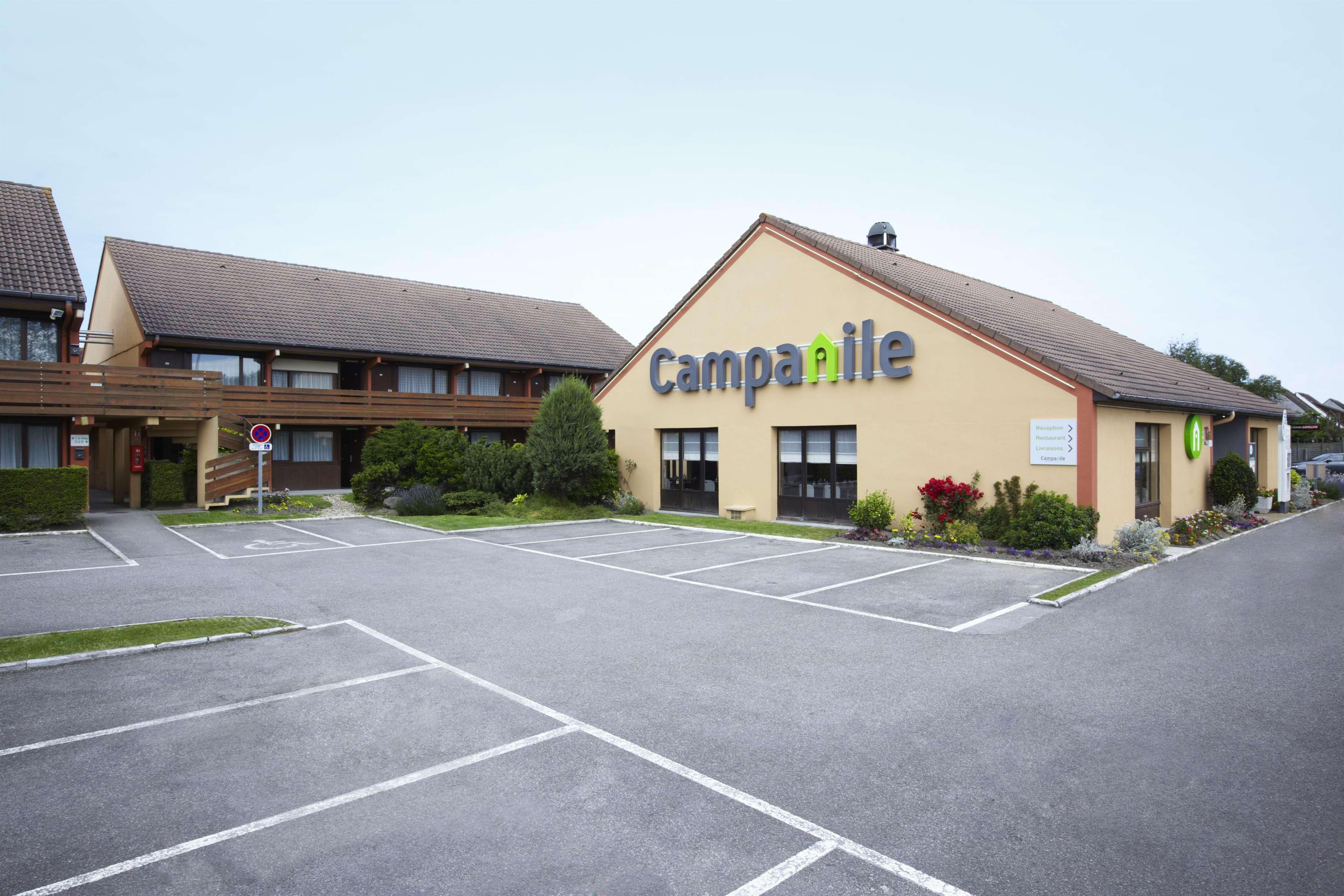 Campanile Calais Hotel Екстериор снимка