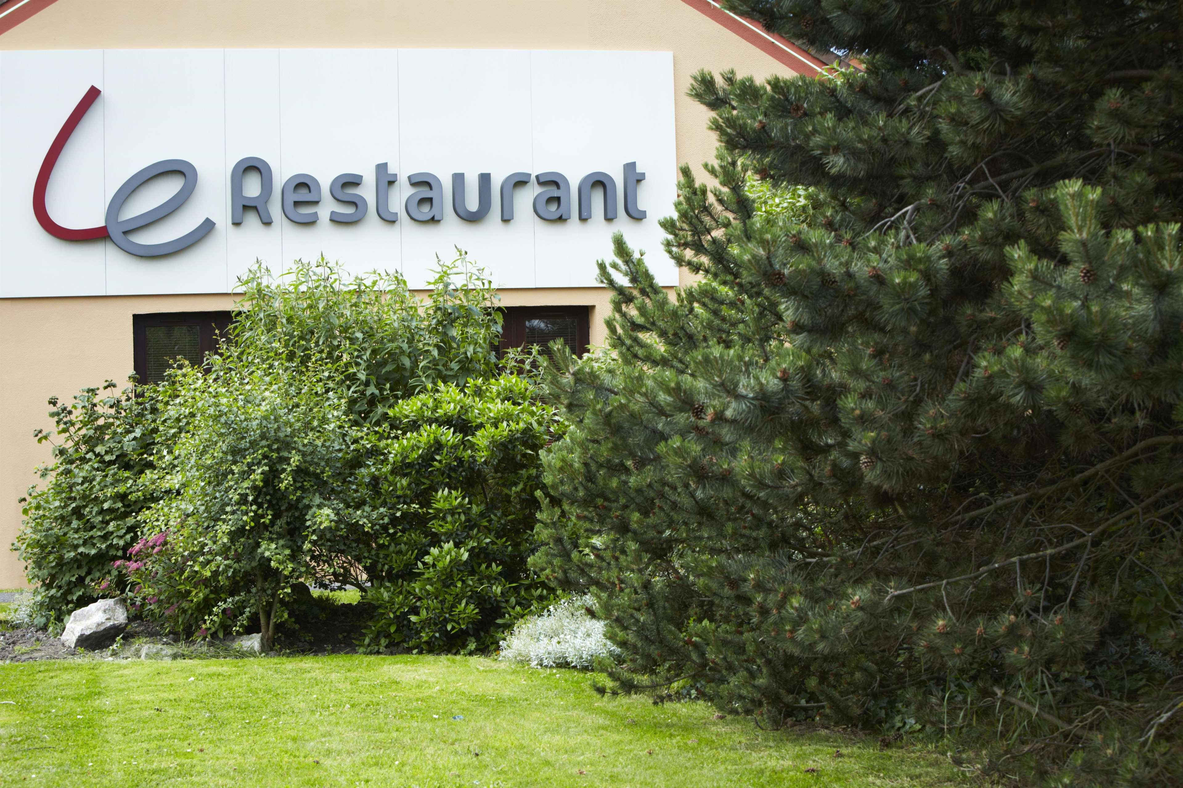 Campanile Calais Hotel Екстериор снимка