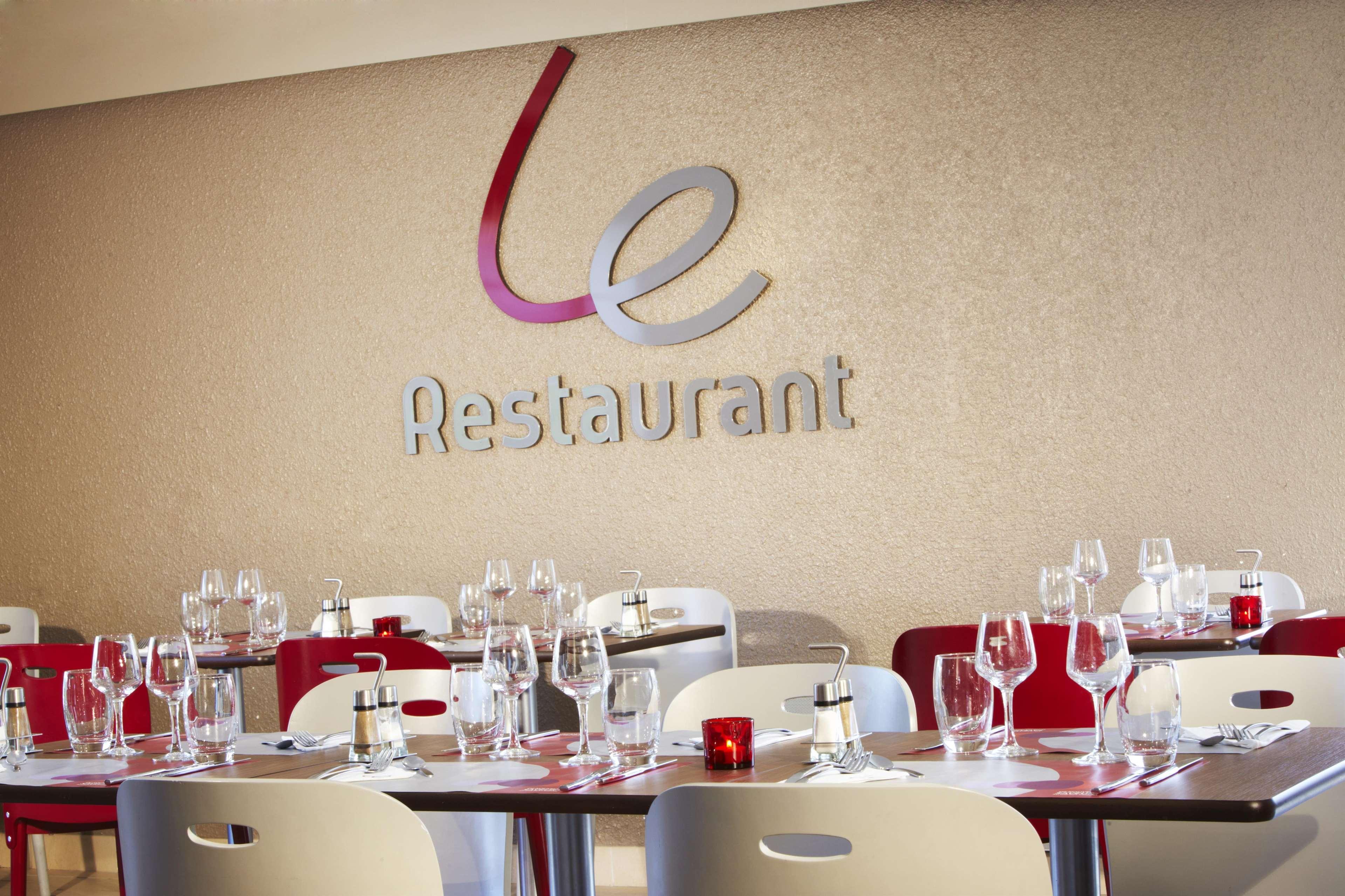 Campanile Calais Hotel Екстериор снимка