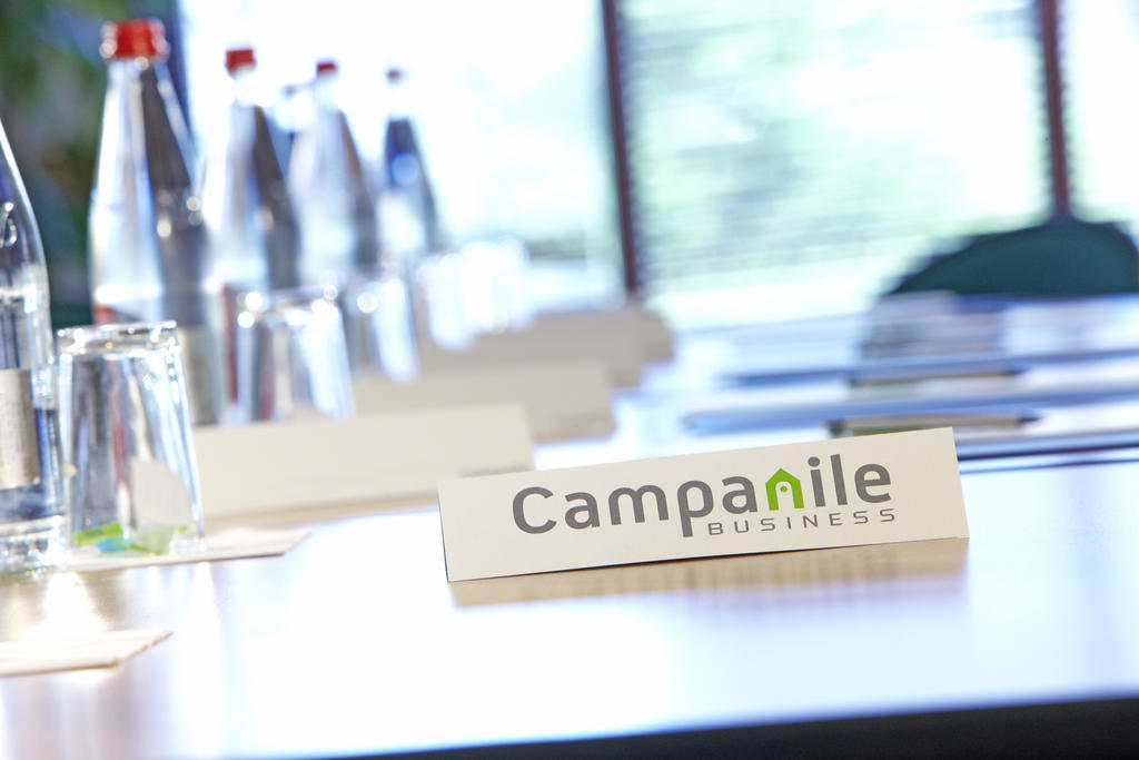 Campanile Calais Hotel Екстериор снимка
